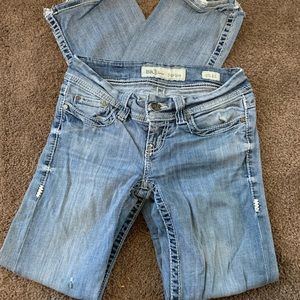 BKE denim Sabrina 25 by 33 1/2 hem distressed